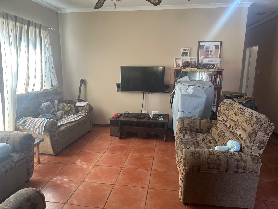 3 Bedroom Property for Sale in Waterval East North West